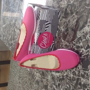 Cleo by sketcher pink women's size 10 slip in runners